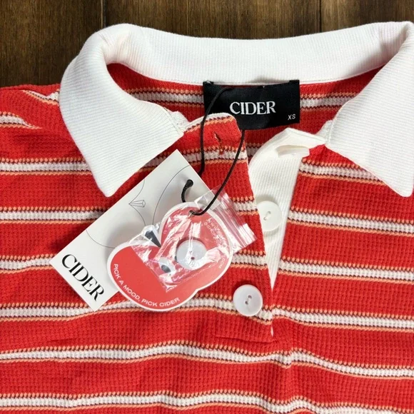 NWT Cider Size XS Striped Crop Top Henley Short Sleeve Shirt y2k - Picture 3 of 4